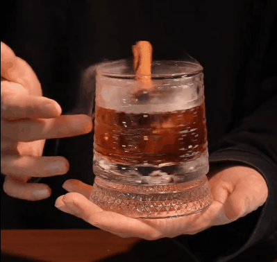 ✨ Rotating Crystal-Style Glass Tumbler – Buy 1 Get 1 FREE
